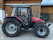 Tractor agrícola Massey Ferguson usado