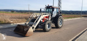 Tractor agrícola outro tractor Valtra 800-4