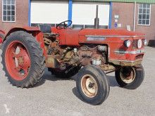 Tractor agrícola Zetor 4511 usado