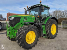 Trattore agricolo John Deere usato