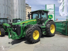Tractor agrícola John Deere usado
