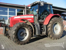 Tractor agrícola Massey Ferguson usado