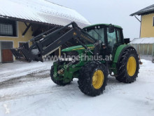 Tractor agrícola John Deere usado