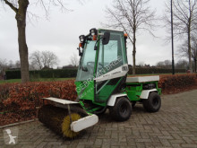 Трактор koop egholm 2100 veegmachine/werktuigdrager б/у
