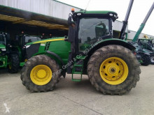 Tractor agrícola John Deere usado