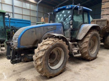 Tractor agrícola Valtra usado