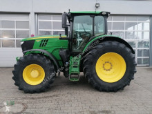 Tractor agrícola John Deere usado