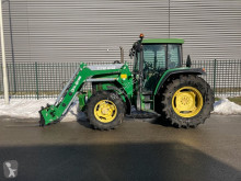 Tracteur agricole John Deere 6010 tractor met voorlader occasion