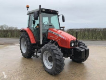 Tractor agricol Massey Ferguson second-hand