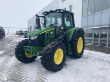 Tractor agrícola John Deere usado