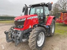 Tractor agrícola Massey Ferguson usado