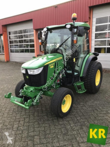 جرار زراعي John Deere مستعمل