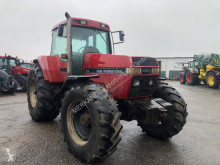 Tractor agrícola Case 7110 Magnum usado