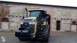Challenger farm tractor MT775E