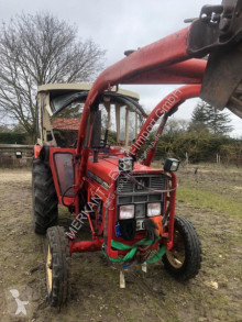 Farm tractor IHC 353