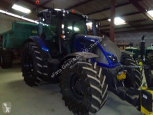 Tractor agrícola Valtra usado