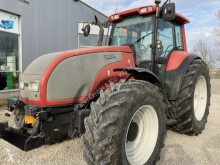 Tractor agrícola Valtra usado