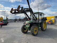 Tractor agrícola John Deere usado