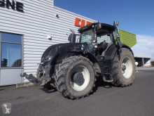 Tractor agrícola Valtra usado