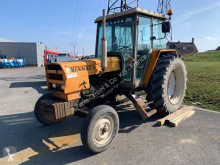 Tractor agrícola Renault usado