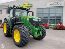 Tractor agrícola John Deere usado