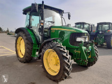 Tractor agrícola John Deere usado