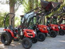 Zemědělský traktor Branson použitý