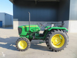 Tractor agrícola John Deere 5105 (UNUSED) usado