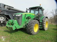 جرار زراعي John Deere 8335R Frontkraftheber, 4 x4, 5 x DW, Klima مستعمل