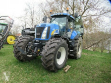 New Holland T8040 4x4, Frontkraftheber, Klima, 4 x DW farm tractor used