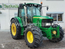 Trattore agricolo John Deere usato