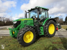 Tractor agrícola John Deere usado