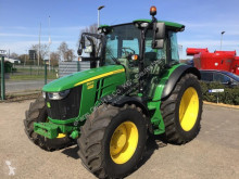 Tractor agrícola John Deere usado