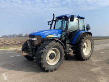 Lantbrukstraktor New Holland TM 135 begagnad