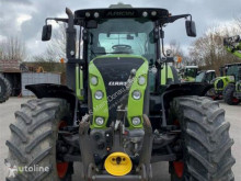 Tractor agrícola Claas ARION 650 usado