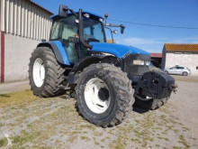 Lantbrukstraktor New Holland begagnad