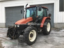 Tracteur agricole New Holland