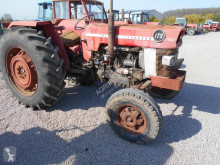 Tracteur agricole Massey Ferguson 175