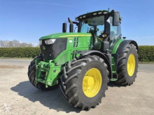 Trattore agricolo John Deere usato