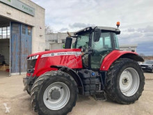 Trattore agricolo Massey Ferguson usato