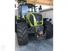 Farm tractor axion 840