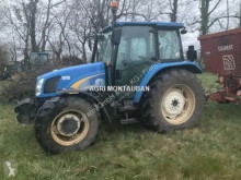 Zemědělský traktor New Holland použitý