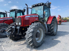 Trattore agricolo Massey Ferguson usato