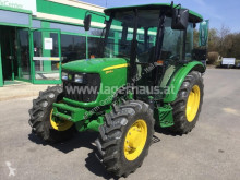 Trattore agricolo John Deere usato