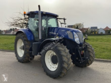 Lantbrukstraktor New Holland begagnad