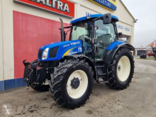Tractor agrícola New Holland usado
