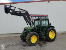 Zemědělský traktor John Deere použitý