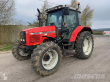 Zemědělský traktor Massey Ferguson použitý