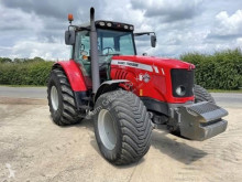 Tractor agrícola Massey Ferguson usado