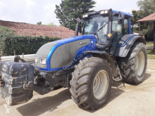 Tractor agrícola Valtra usado